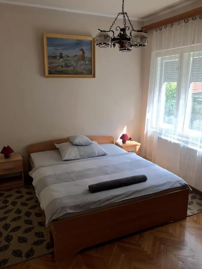 Fejedelem Vendeghaz Apartment Eger Hungary